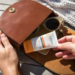 Aderma Protect Pocket Solare Viso Invisibile SPF 50+ 30 ml